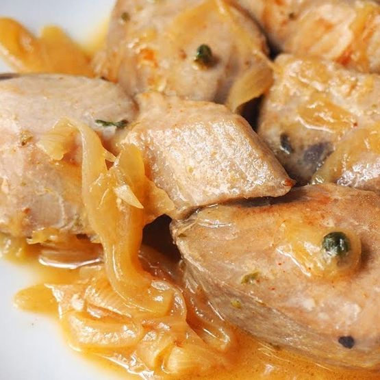Encebollado de atún 